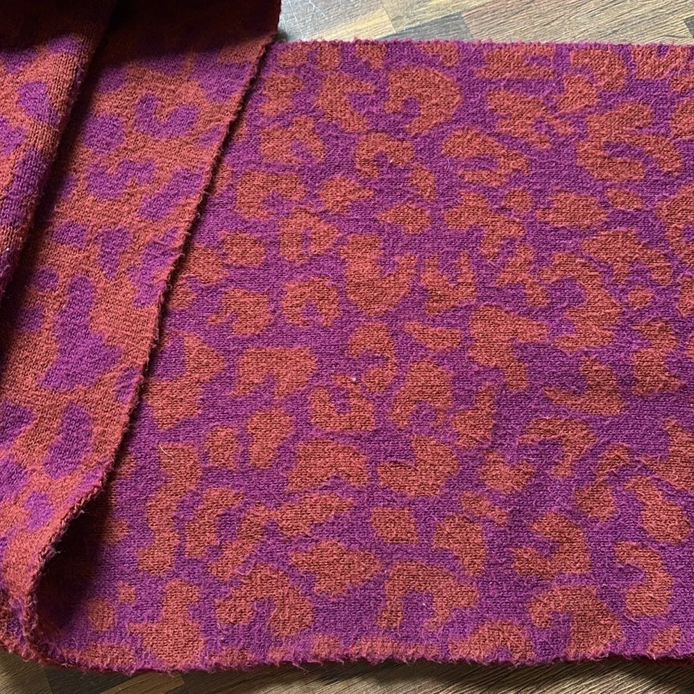 Athleta Morro Cozy Leopard Scarf in Dried‎ Cinnamon